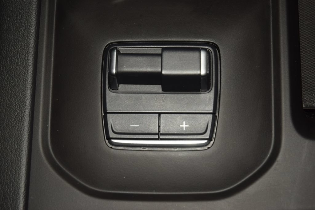 Used 2024 GMC Sierra 1500 Denali AWD/4WD image 36
