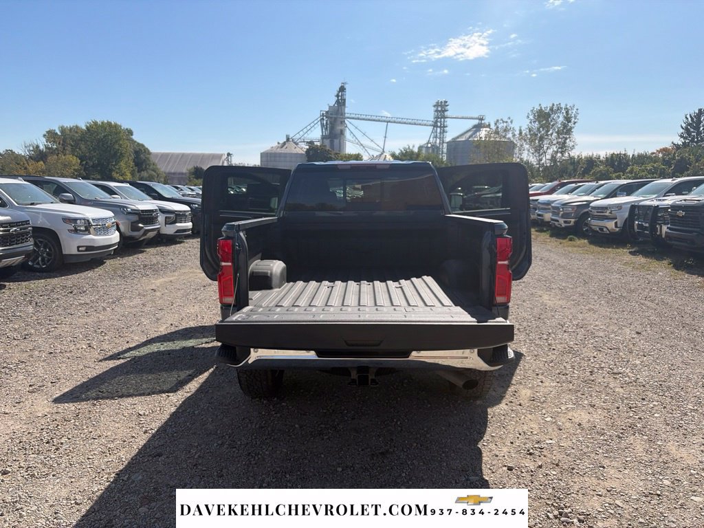 Used 2025 Chevrolet Silverado 2500 LTZ w/ LTZ Plus Package AWD/4WD image 31
