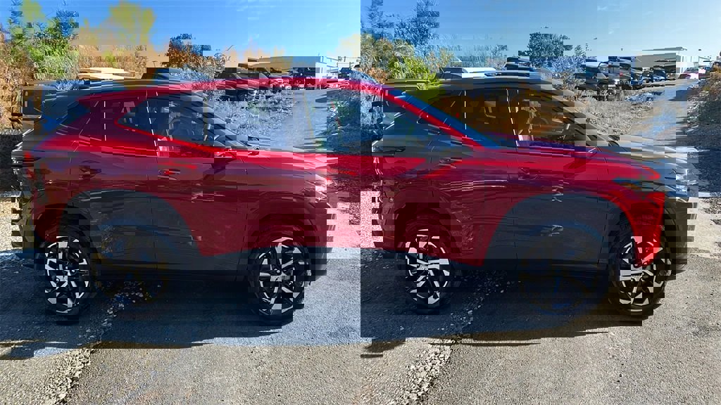 New 2026 Chevrolet Trax RS image 4