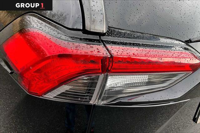 Certified 2020 Toyota RAV4 XLE w/ Convenience Package image 28