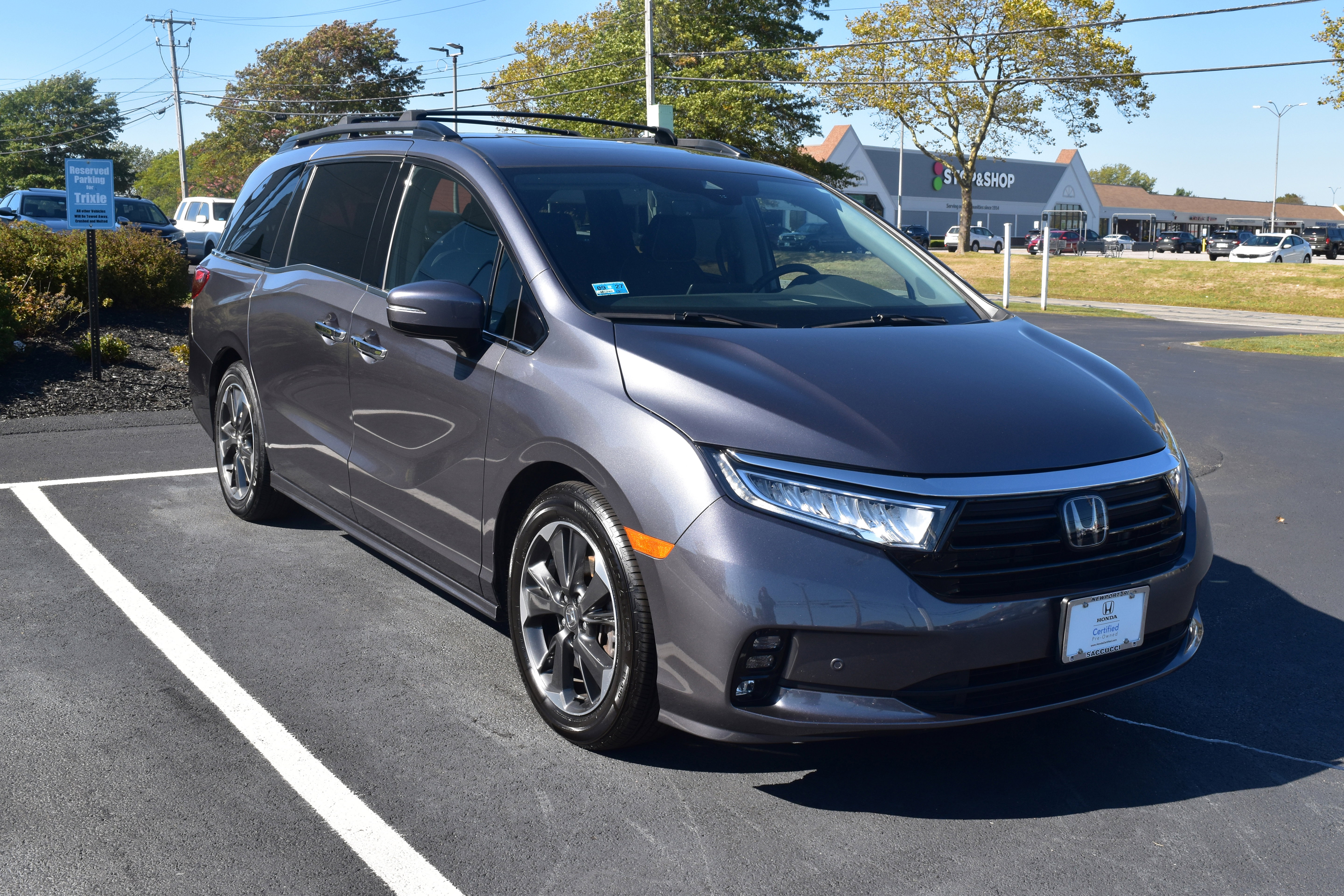 Certified 2024 Honda Odyssey Elite image 2