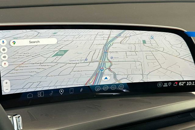 New 2026 Cadillac Vistiq Luxury w/ LPO, Floor Liner Package image 18