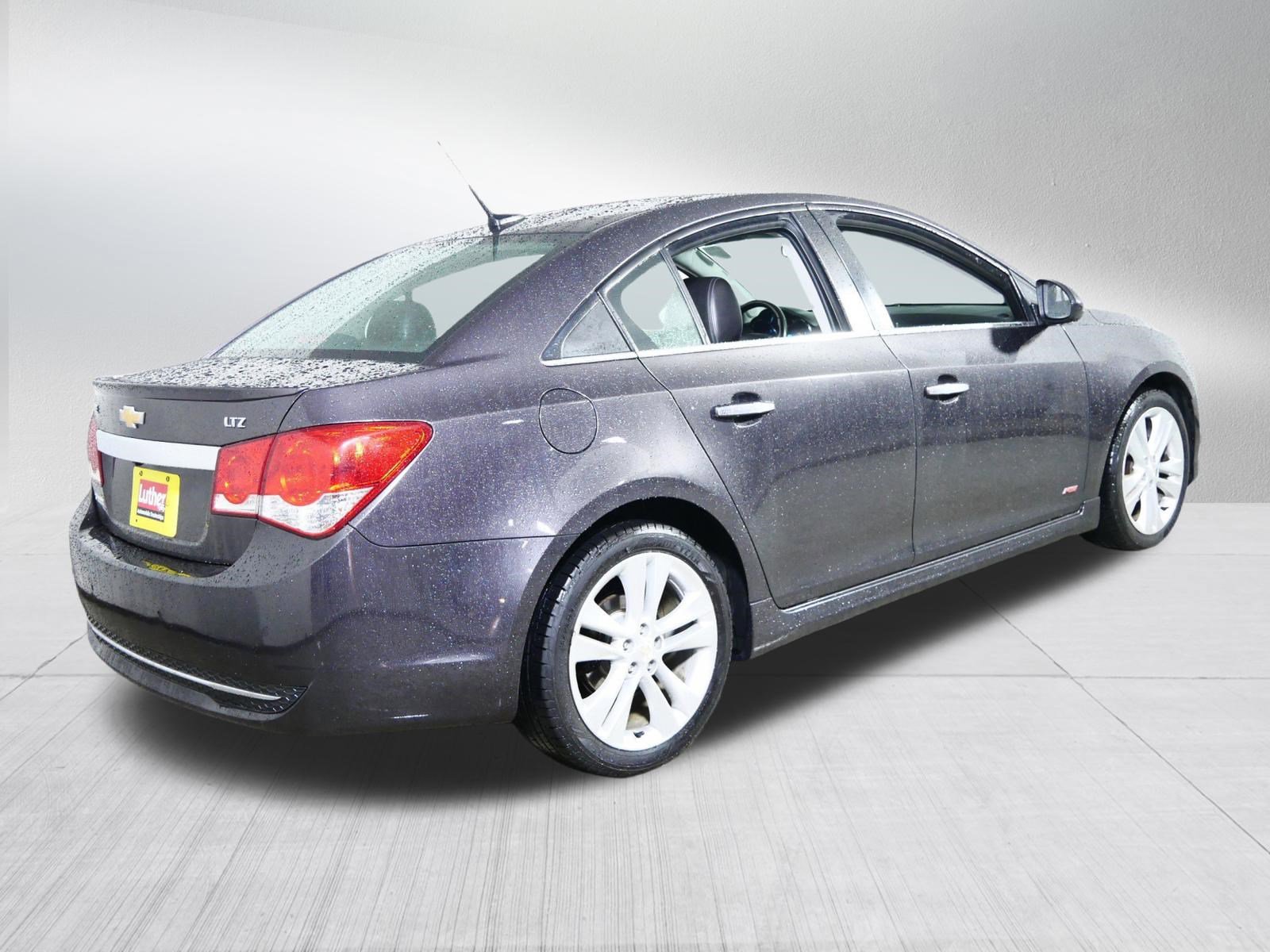Used 2014 Chevrolet Cruze LTZ w/ Sun, Sound and Sport Package FWD image 7