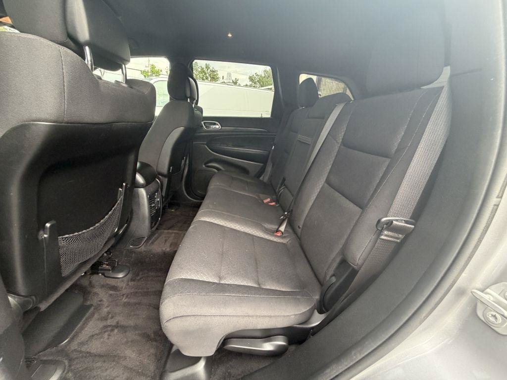 Used 2019 Jeep Grand Cherokee Laredo w/ 18" Wheel & 8.4" Radio Group AWD/4WD image 16
