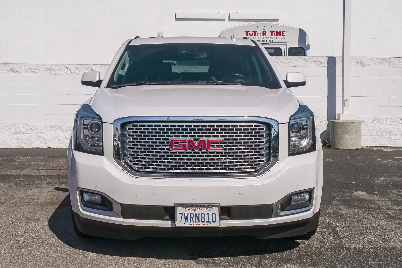 Used 2017 GMC Yukon XL Denali RWD image 2