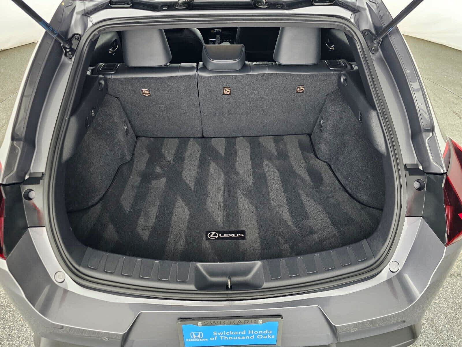 Used 2021 Lexus UX 200 w/ Accessory Package (Z2) FWD image 14