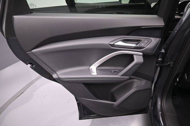 Used 2025 Audi Q5 Premium w/ Convenience Package AWD/4WD image 30