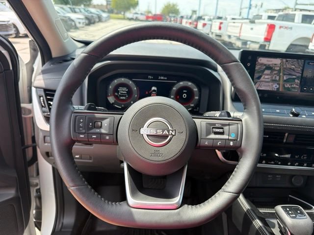 Used 2024 Nissan Rogue Platinum AWD/4WD image 26