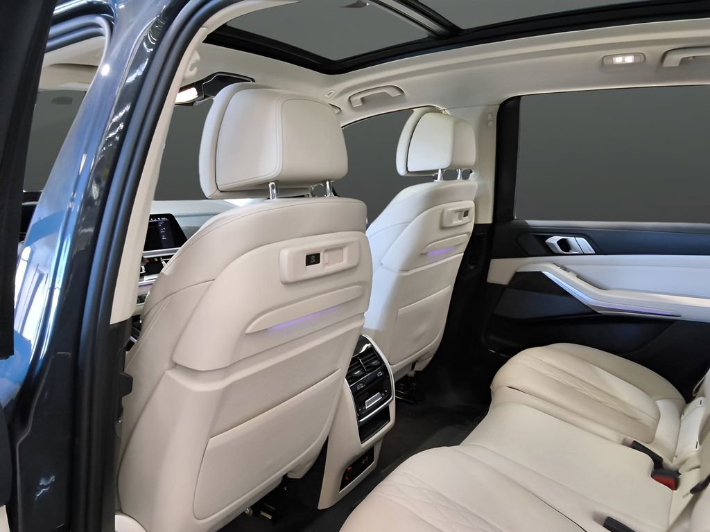 Used 2020 BMW X7 xDrive40i w/ Premium Package AWD/4WD image 30