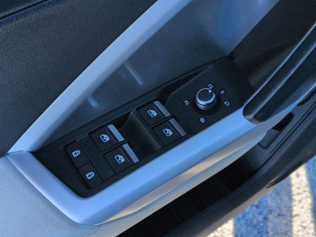 Used 2023 Audi Q3 2.0T Premium image 14