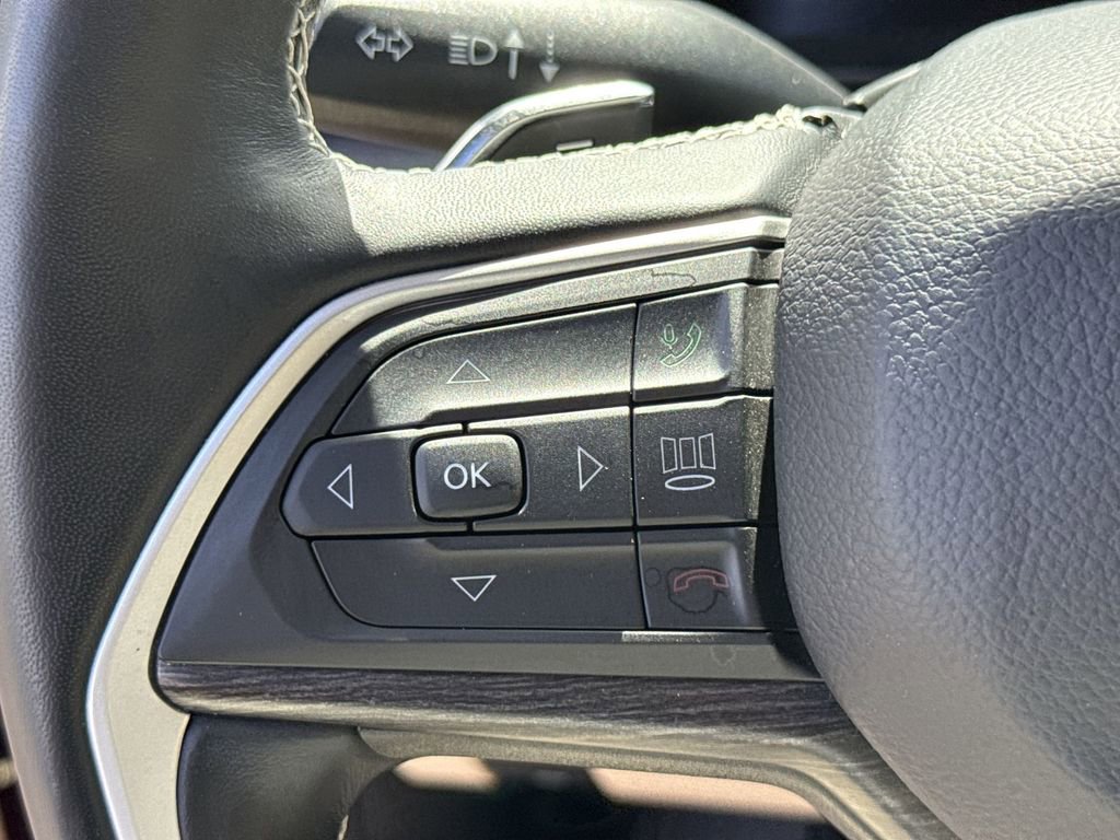 Used 2022 Jeep Grand Cherokee Limited AWD/4WD image 26