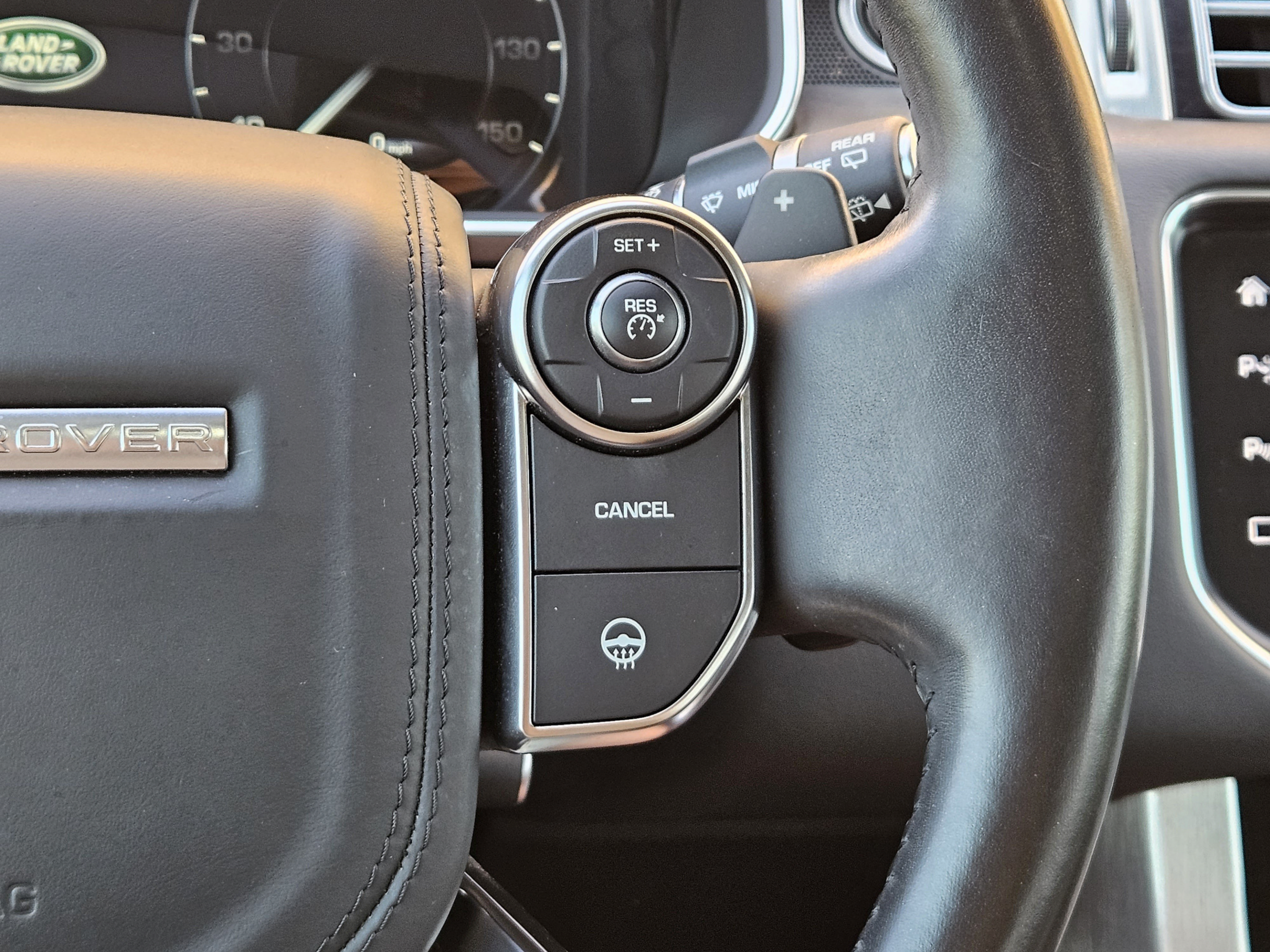 Used 2016 Land Rover Range Rover HSE AWD/4WD image 26