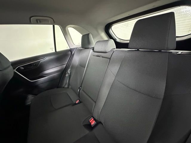 Used 2023 Toyota RAV4 LE image 15