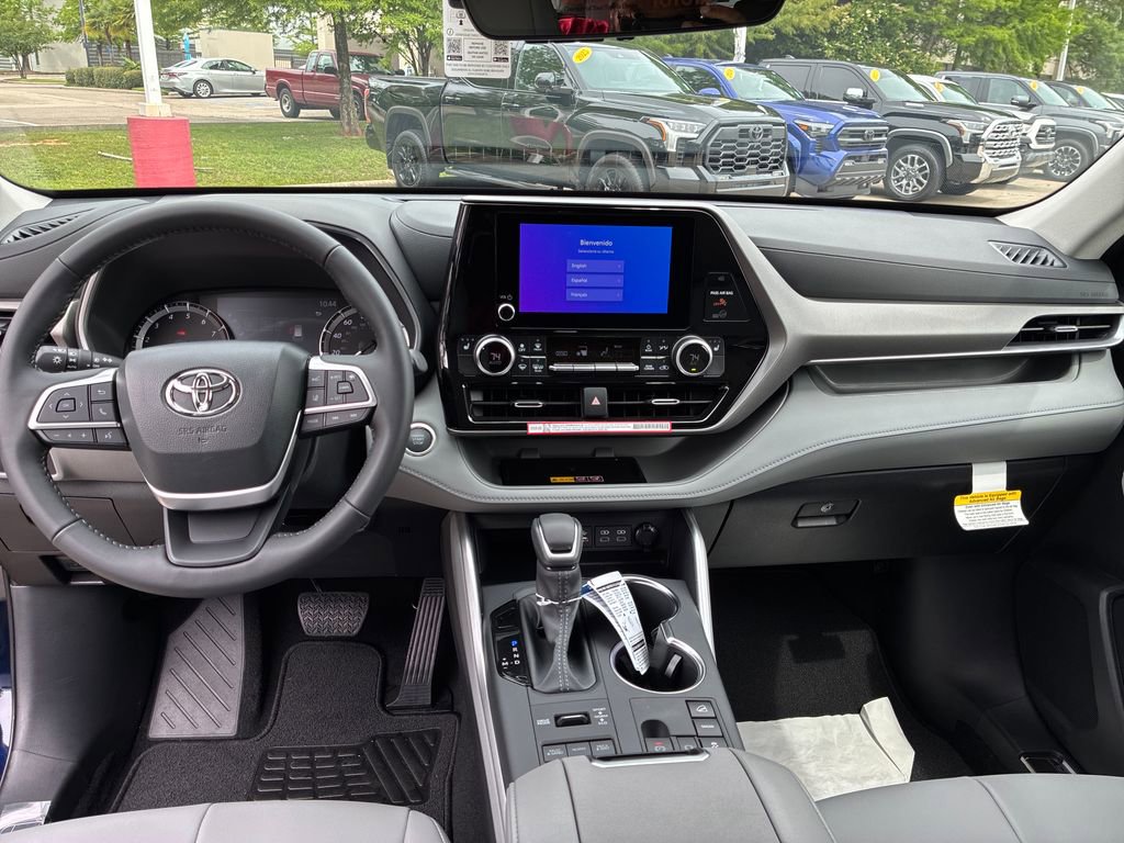 New 2026 Toyota Highlander XLE AWD/4WD image 19