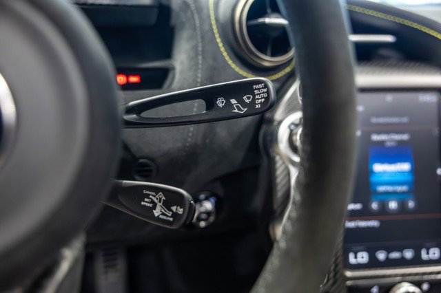 Used 2021 McLaren 720S Performance RWD image 35