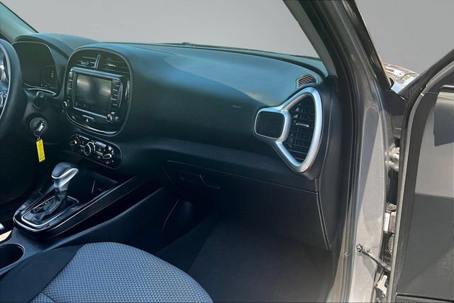 Certified 2023 Kia Soul LX w/ LX Technology Package FWD image 24