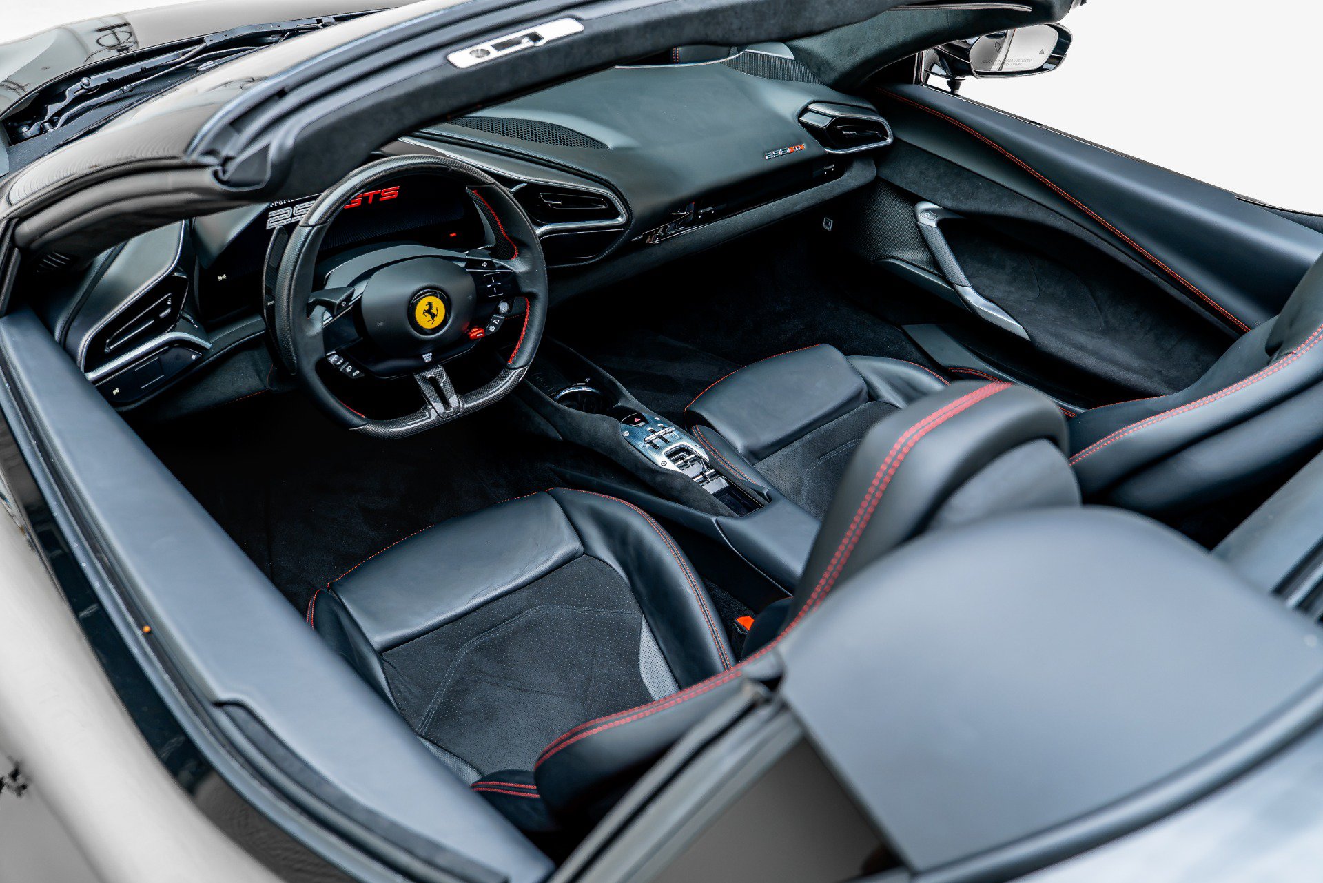 Used 2024 Ferrari 296 GTS RWD image 38