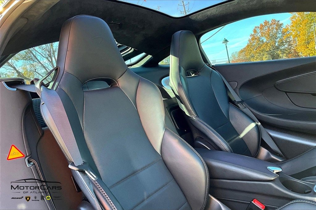 Used 2023 McLaren GT image 9