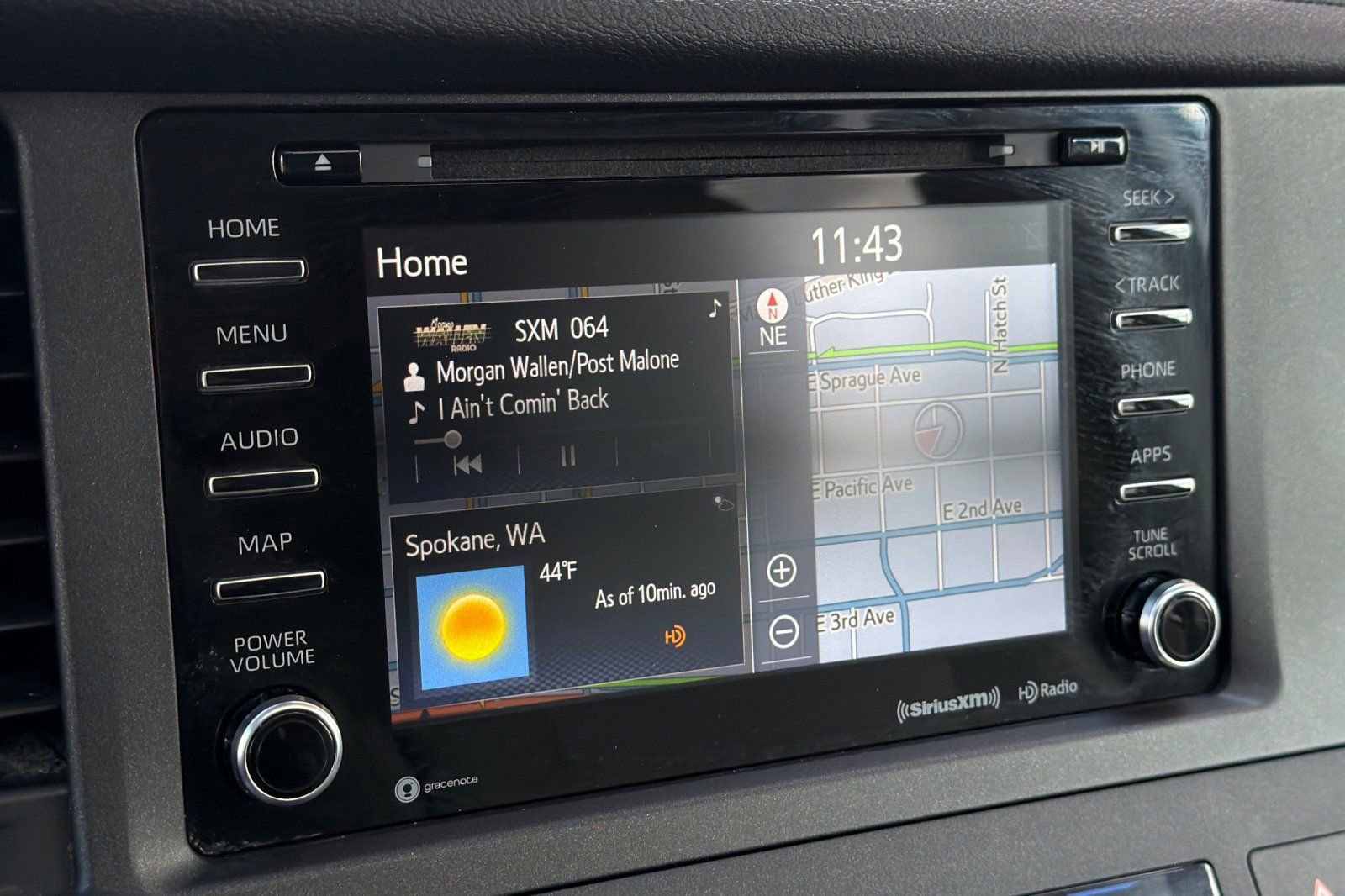 Used 2019 Toyota Sienna XLE w/ XLE Navigation Package AWD/4WD image 26
