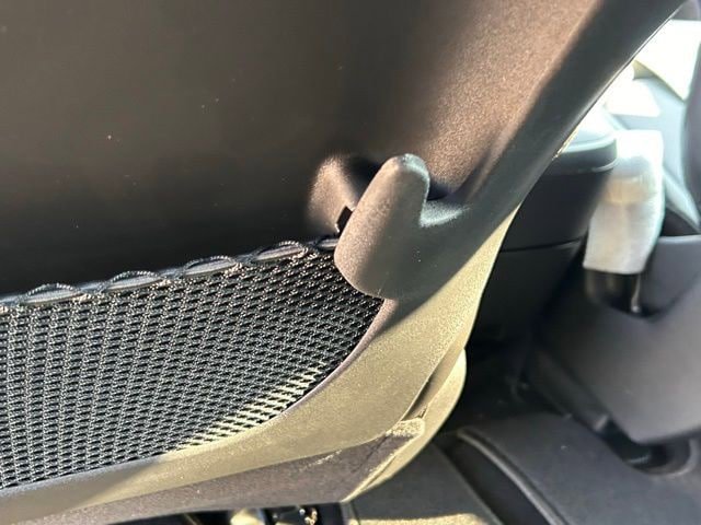 New 2026 Chrysler Pacifica Select FWD image 42