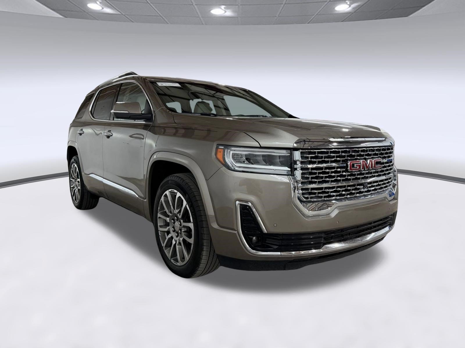 Used 2023 GMC Acadia Denali w/ Denali Ultimate Package AWD/4WD image 36