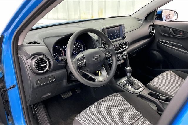 Used 2021 Hyundai Kona SE AWD/4WD image 16