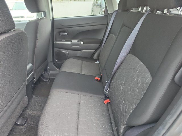 Used 2021 Mitsubishi Outlander Sport SE AWD/4WD image 12