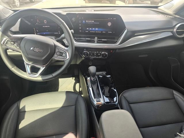 Used 2024 Chevrolet Trax ACTIV w/ Sunroof Package image 16