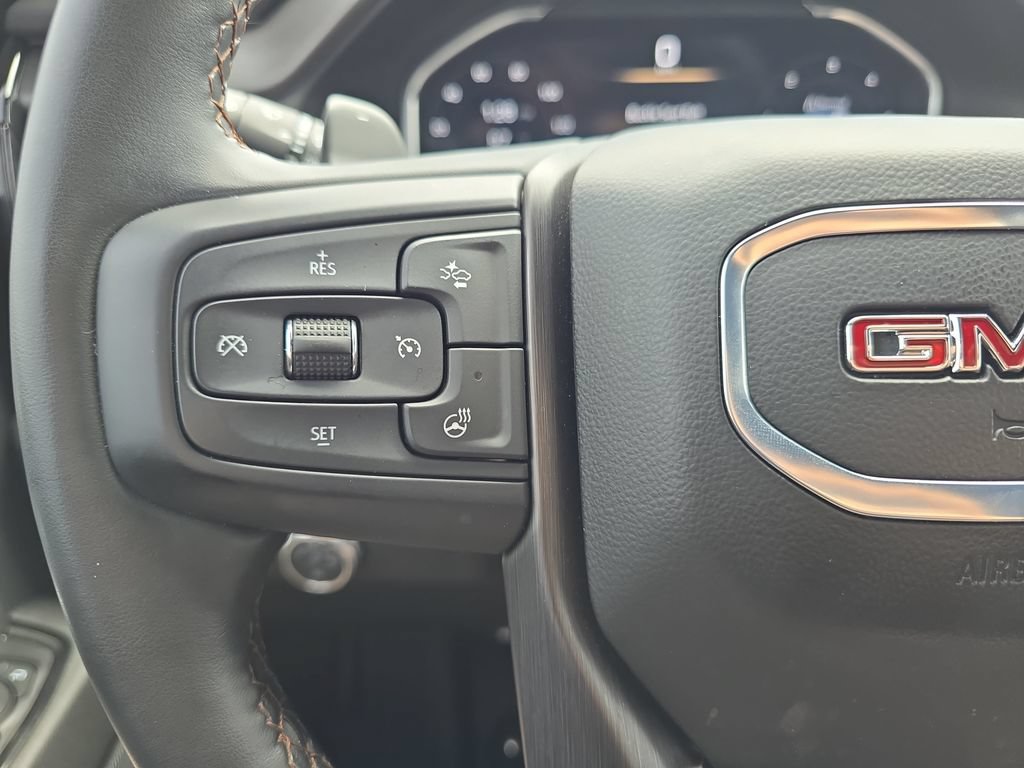 Used 2024 GMC Sierra 1500 AT4 w/ AT4 Premium Package AWD/4WD image 18