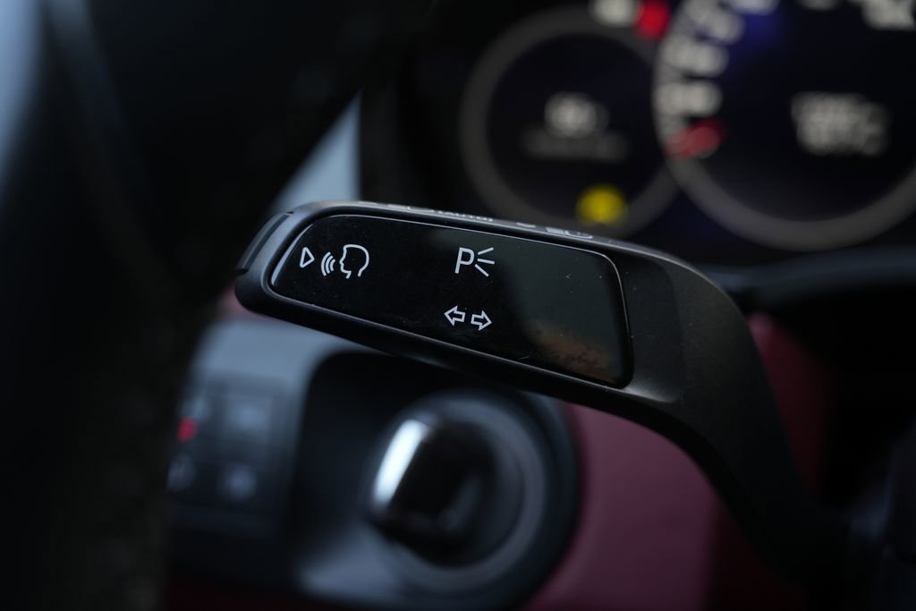 Used 2023 Porsche Cayenne Turbo w/ Premium Package Plus (PI3) image 58