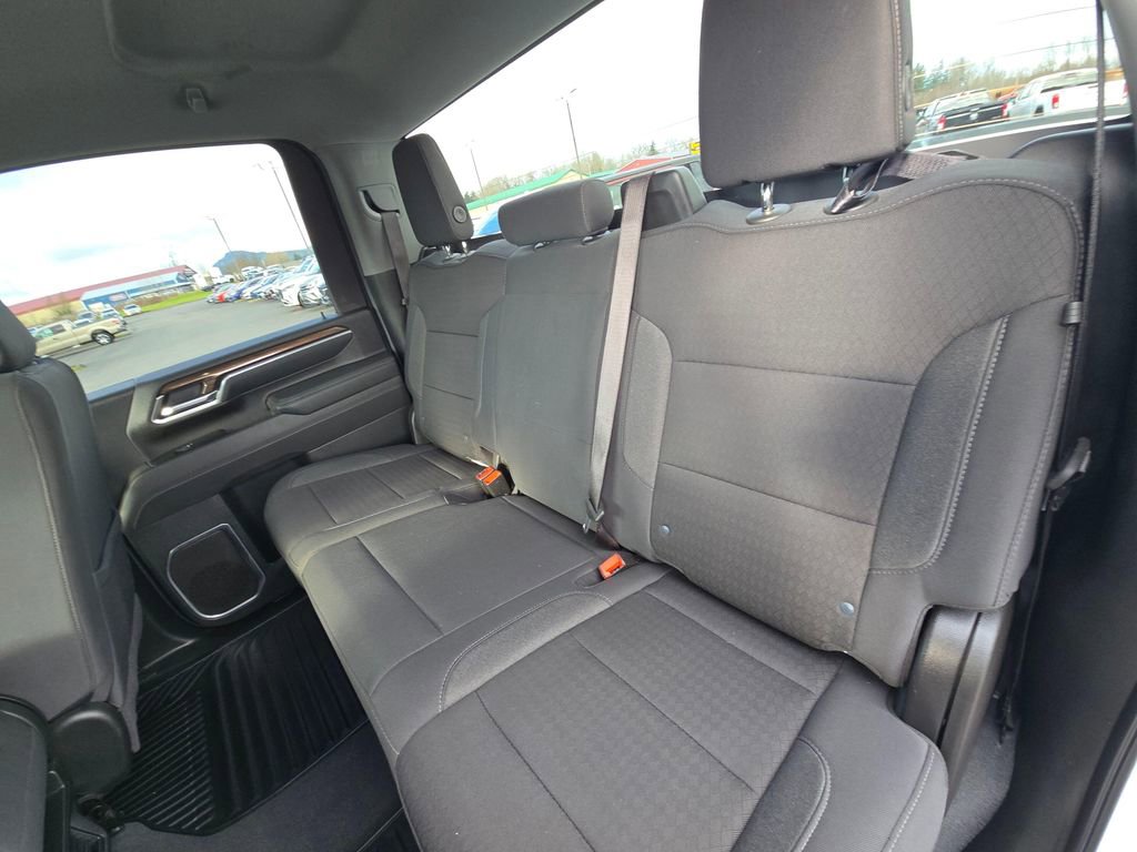 Used 2025 Chevrolet Silverado 2500 LT w/ Convenience Package AWD/4WD image 13