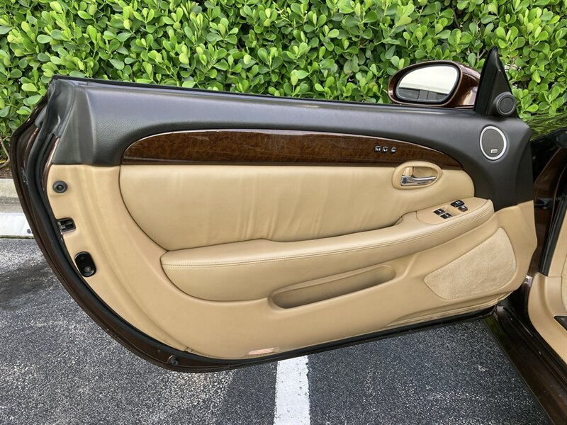Used 2006 Lexus SC 430 Convertible RWD image 32
