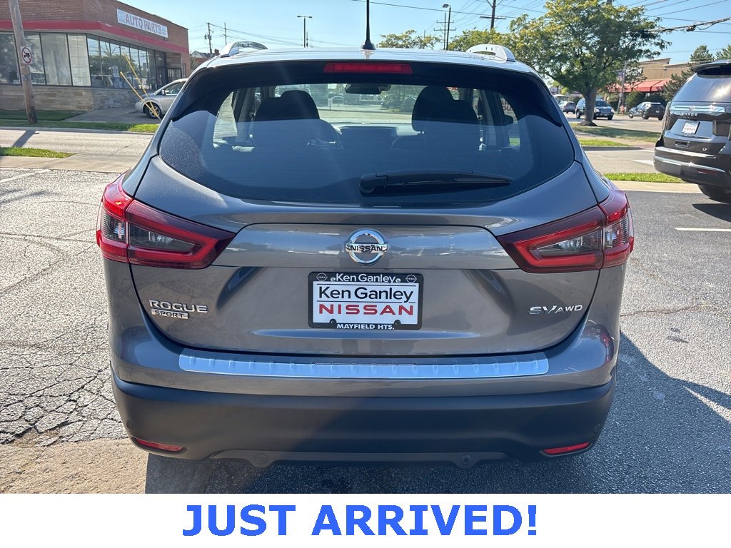 Certified 2022 Nissan Rogue Sport SV image 6