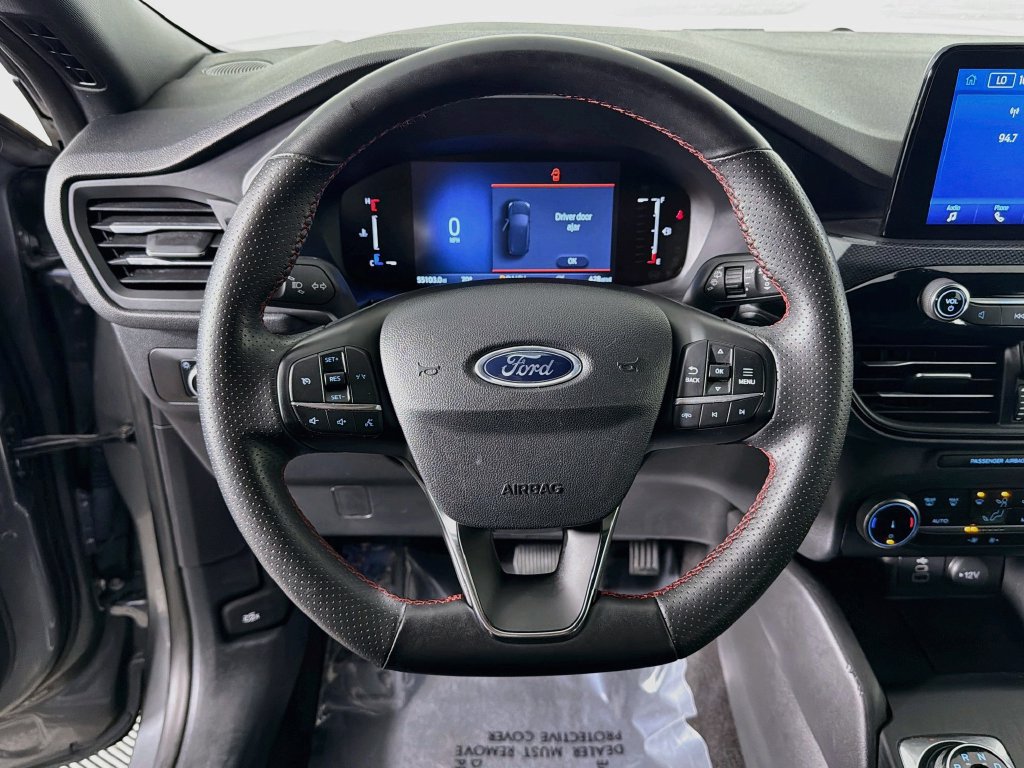 Used 2025 Ford Escape ST-Line FWD image 11