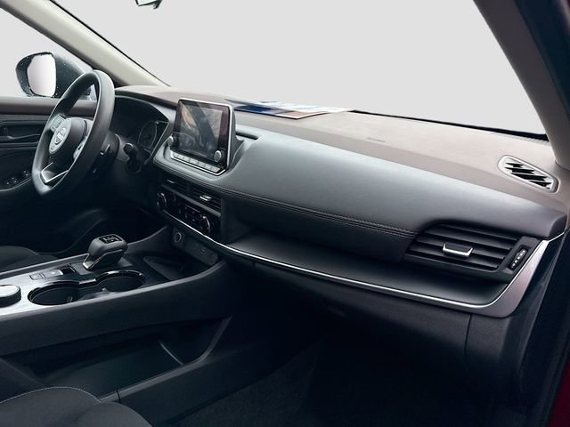 Used 2023 Nissan Rogue S image 26