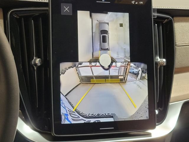 New 2026 Volvo XC90 B6 Plus w/ Protection Package Premier AWD/4WD image 19