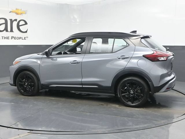Used 2023 Nissan Kicks SR w/ SR Premium Package FWD image 52