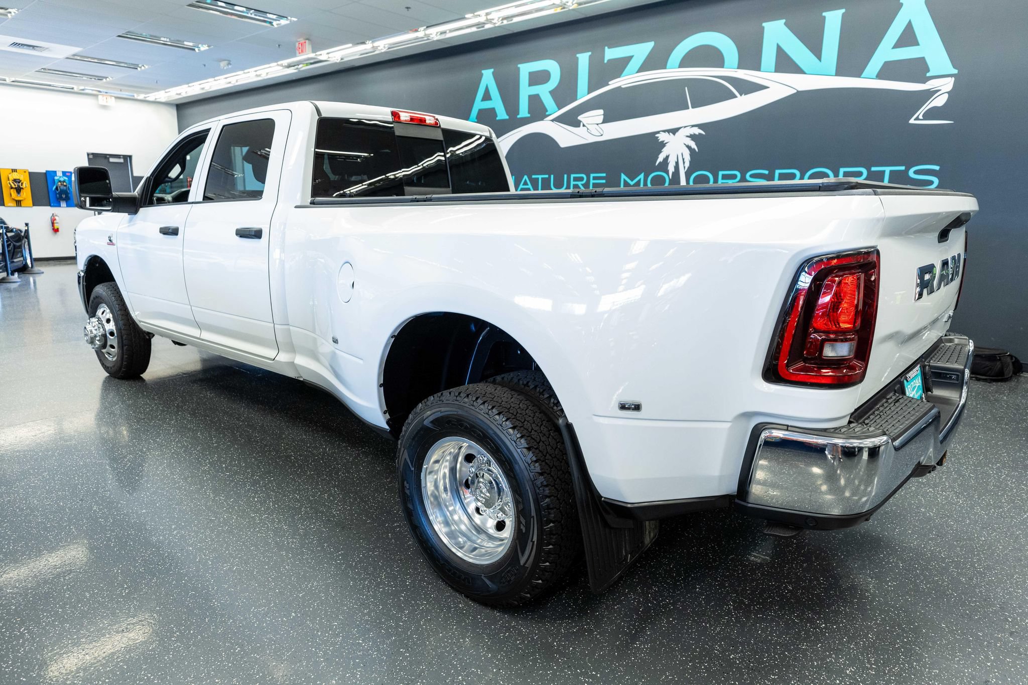 Used 2025 RAM 3500 Tradesman AWD/4WD image 8