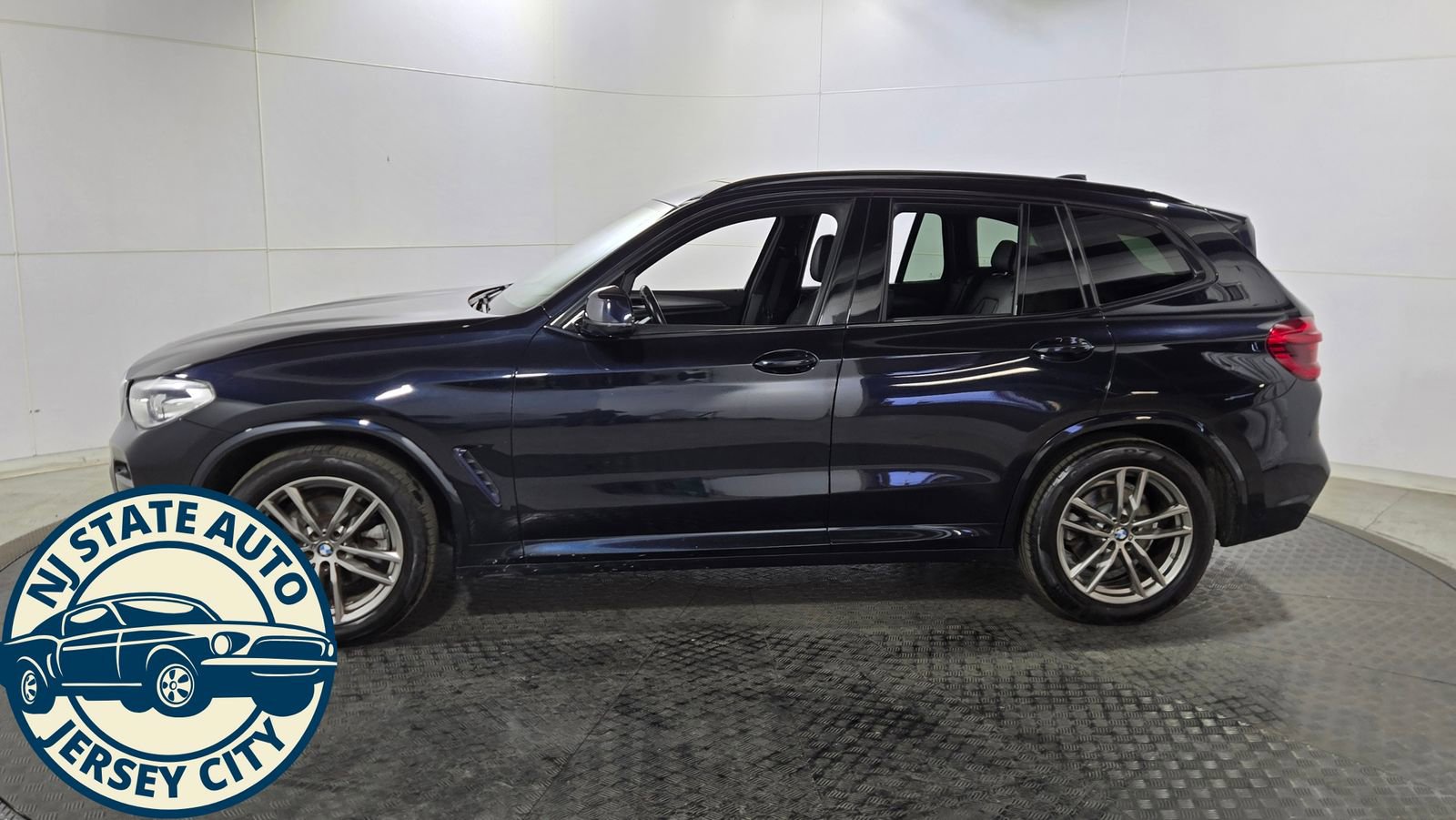 Used 2021 BMW X3 xDrive30i w/ M Sport Package image 4