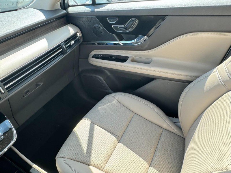 New 2024 Lincoln Corsair Grand Touring w/ Equipment Group 301A AWD/4WD image 11