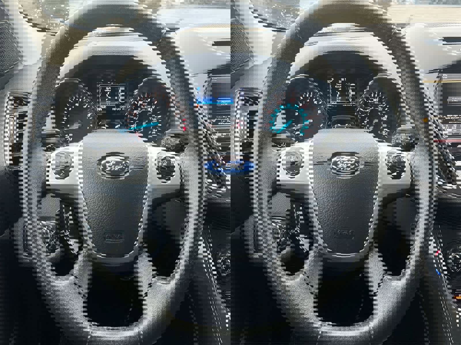 Used 2015 Ford Escape Titanium w/ Equipment Group 301A image 22