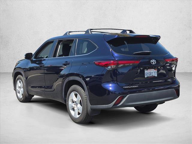 Used 2021 Toyota Highlander L FWD image 8