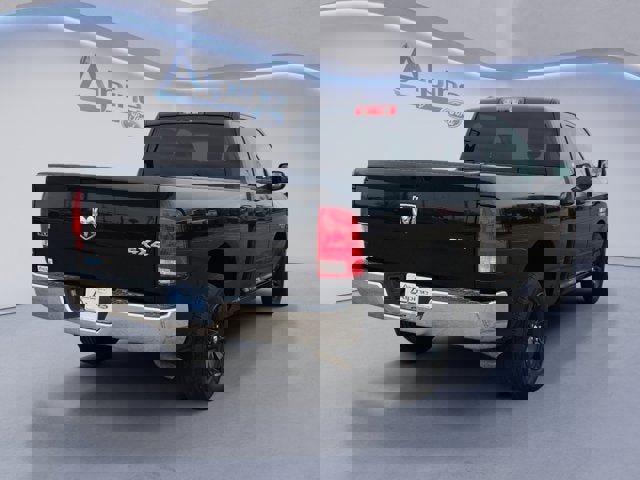 Used 2024 RAM 1500 Classic SLT image 5