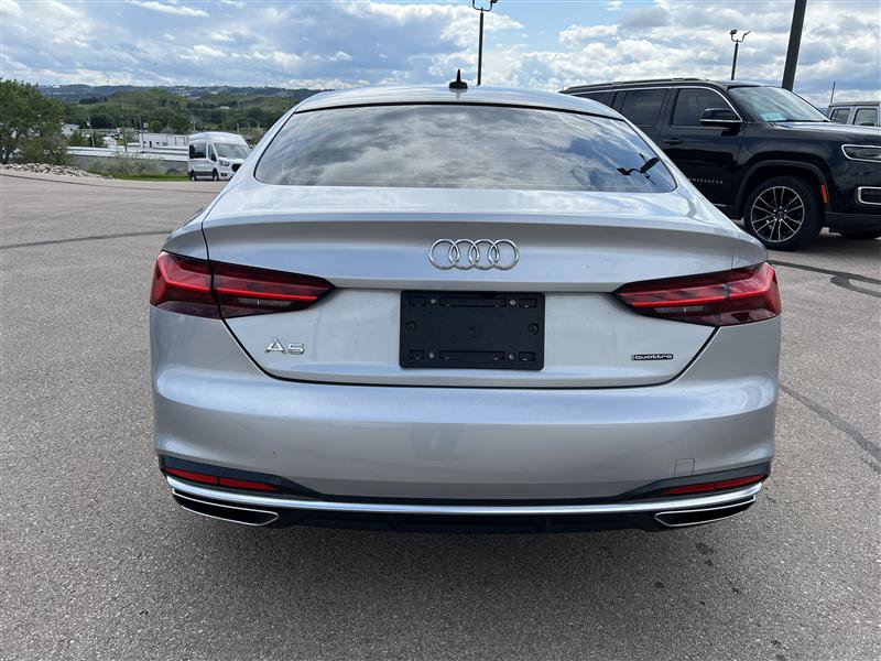 Used 2022 Audi A5 2.0T Premium image 7