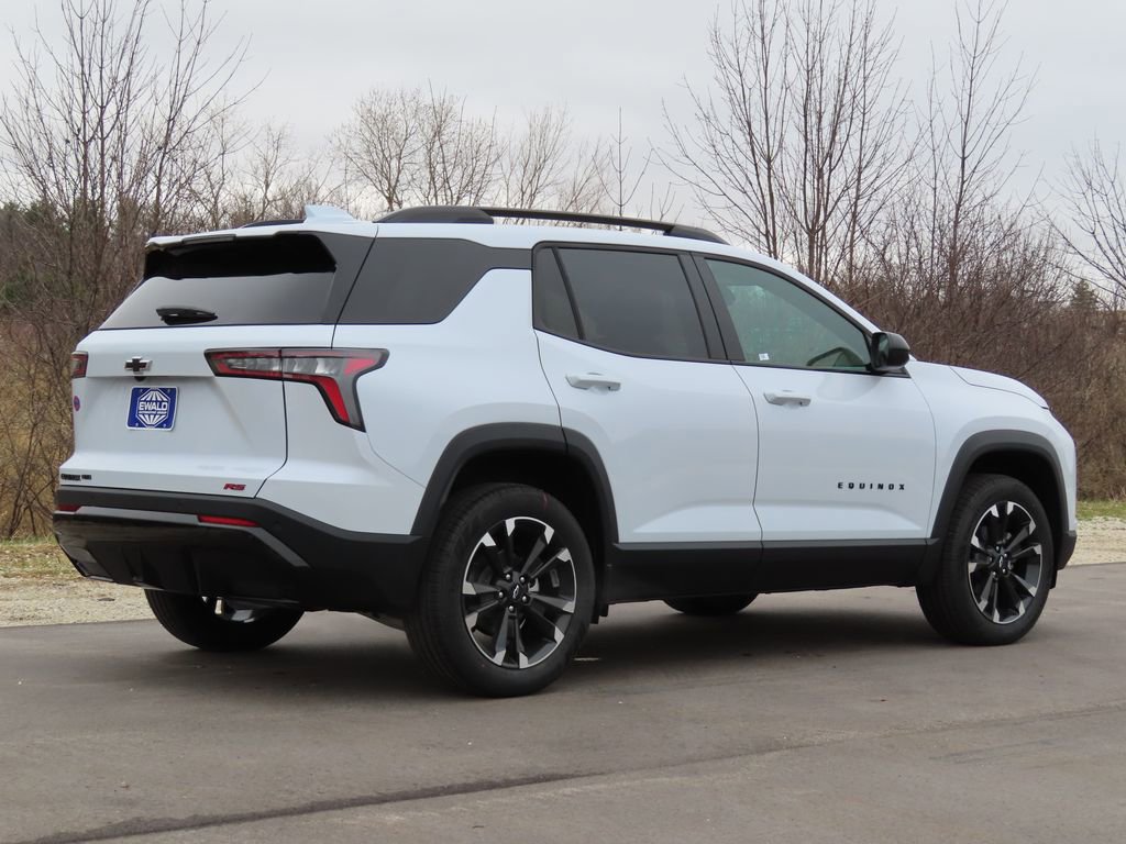 New 2026 Chevrolet Equinox RS image 3