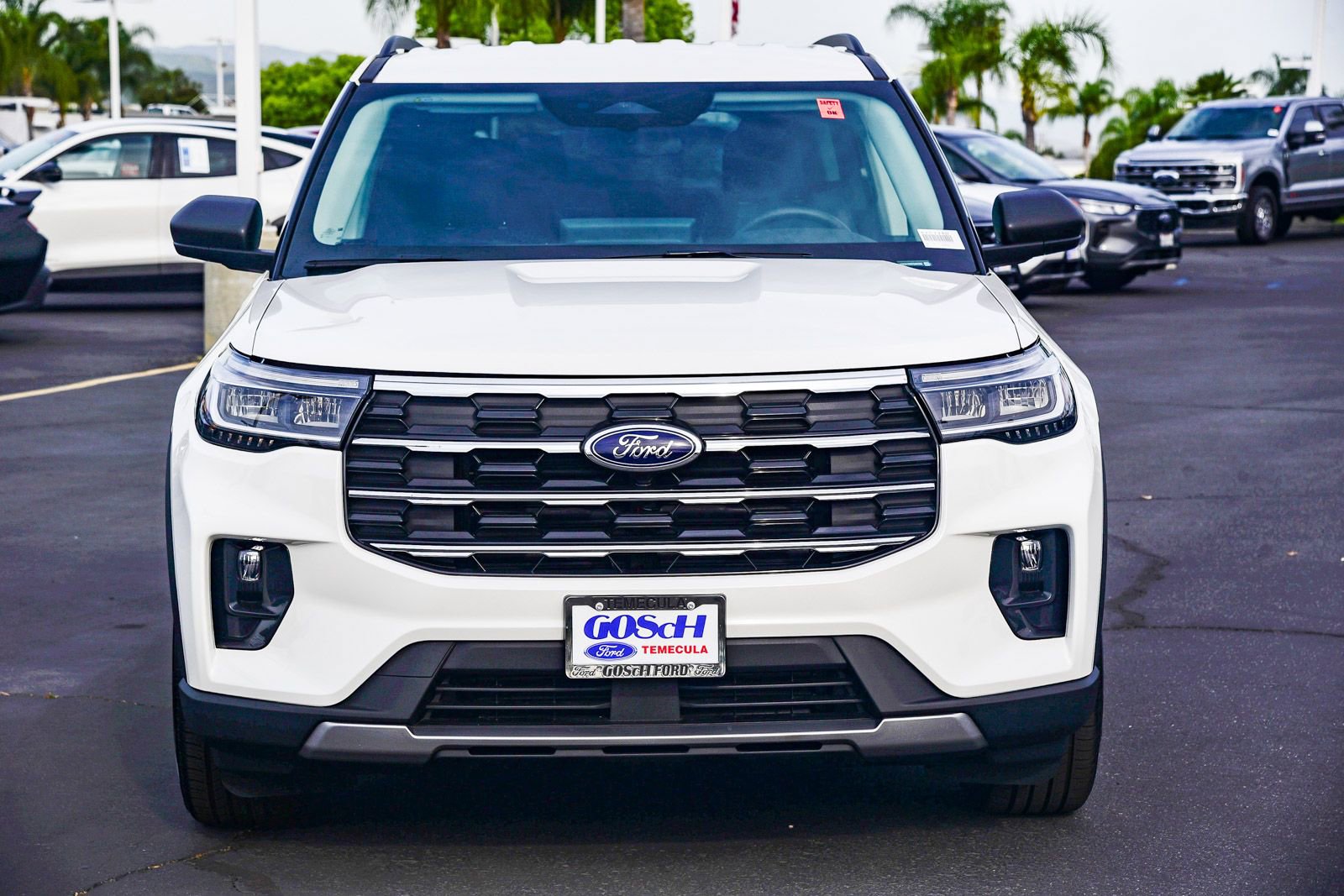 Used 2026 Ford Explorer Active w/ Active Comfort Package image 2