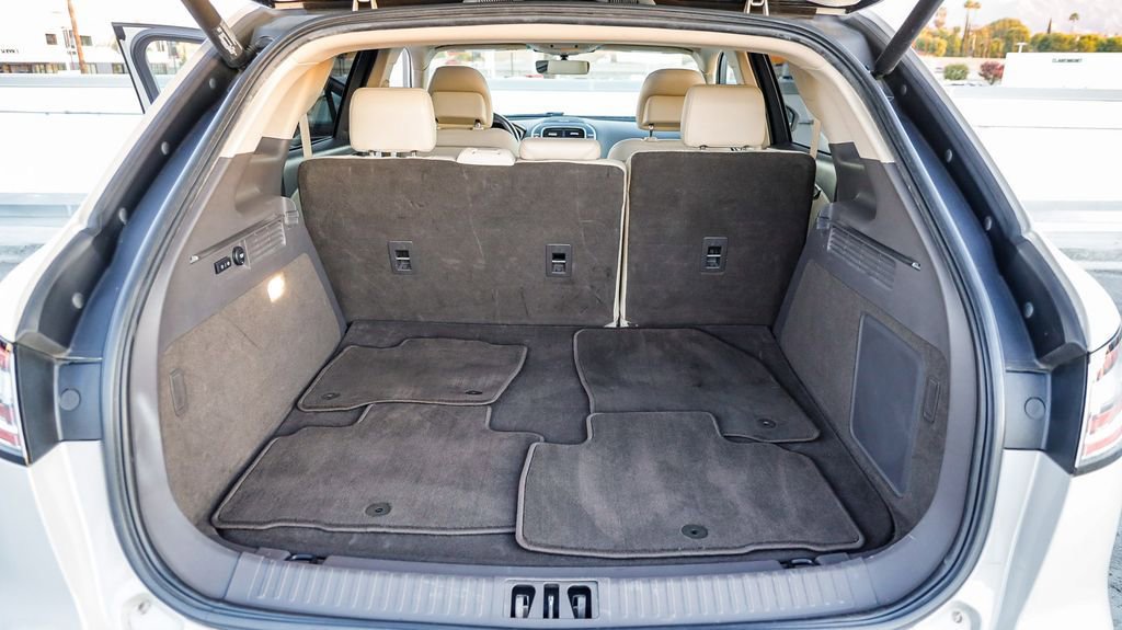 Used 2019 Lincoln Nautilus Select image 27