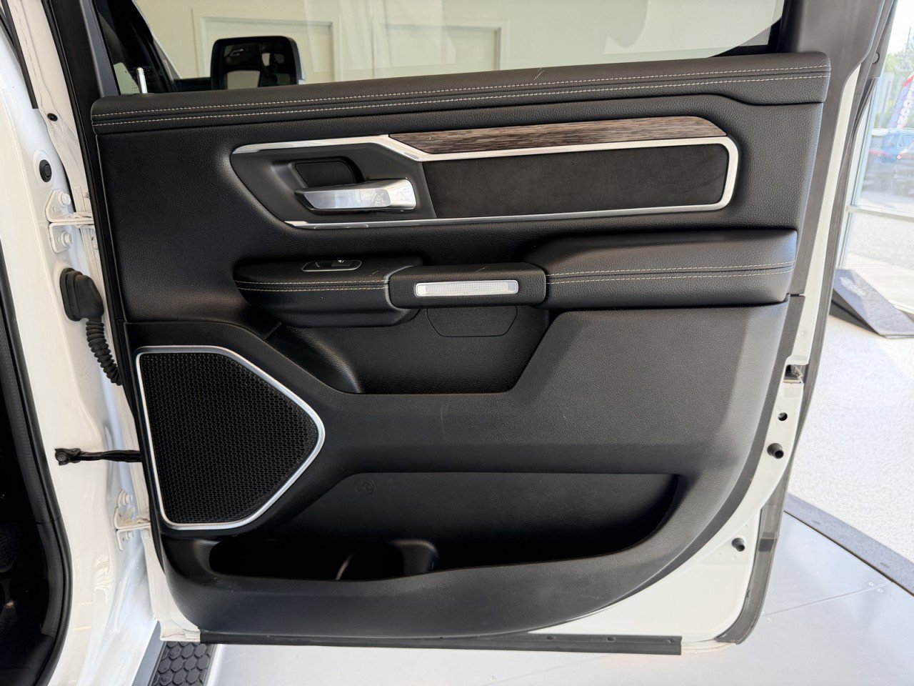 Used 2020 RAM 1500 Laramie image 51