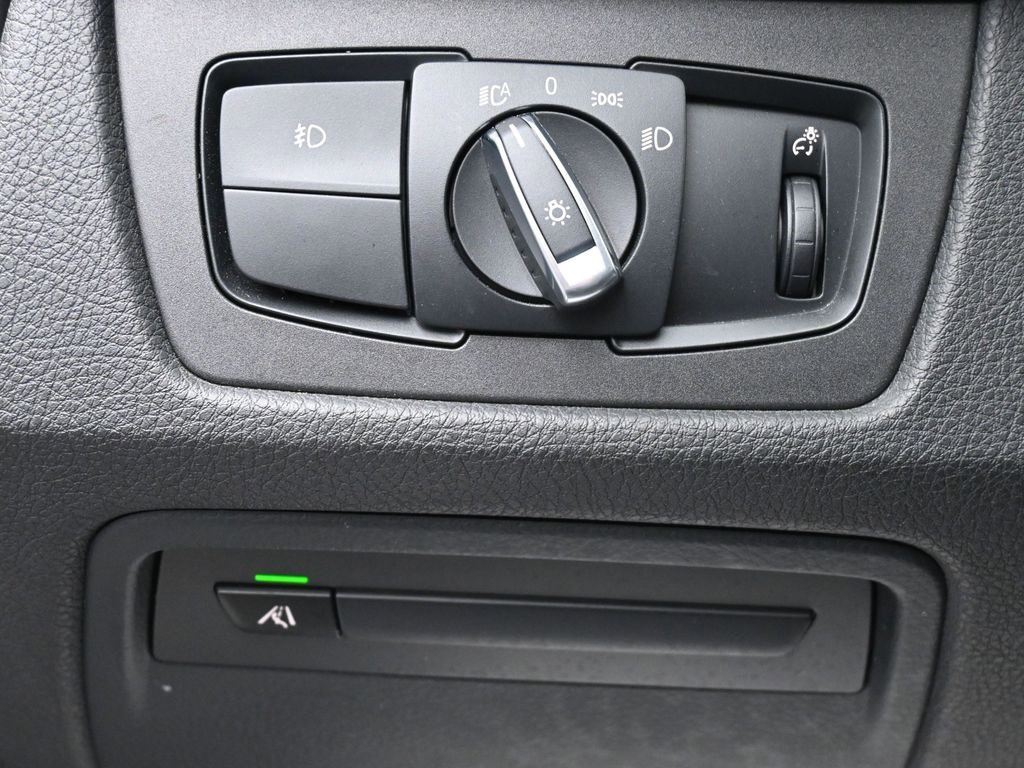 Used 2019 BMW 430i xDrive Coupe w/ M Sport Package image 18