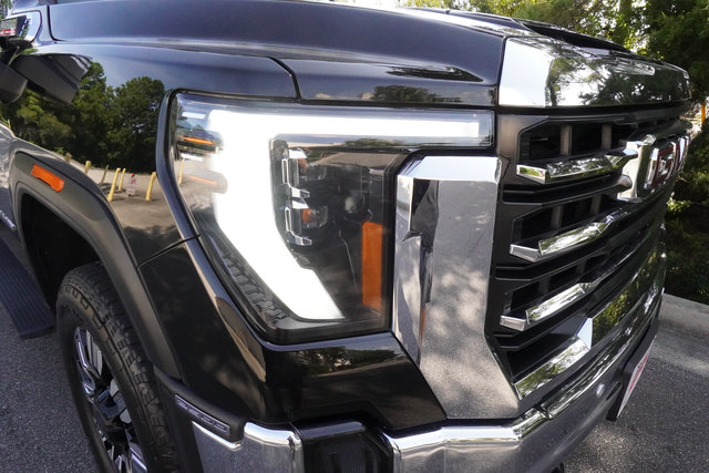 Used 2025 GMC Sierra 2500 SLT w/ SLT Premium Package AWD/4WD image 35